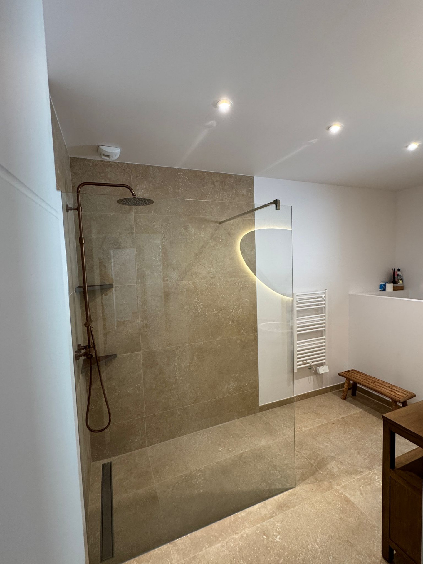Salle de bain-25mn des 24H du Mans