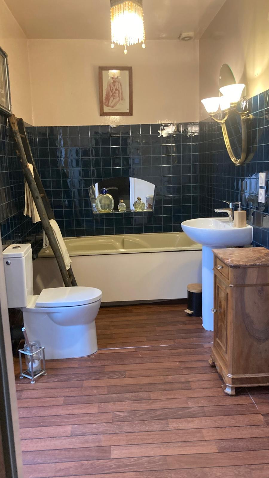 Salle de bain chambre 3 - 30 mn du circuit des 24H Salle de bain chambre 3 - 30 mn du circuit des 24H