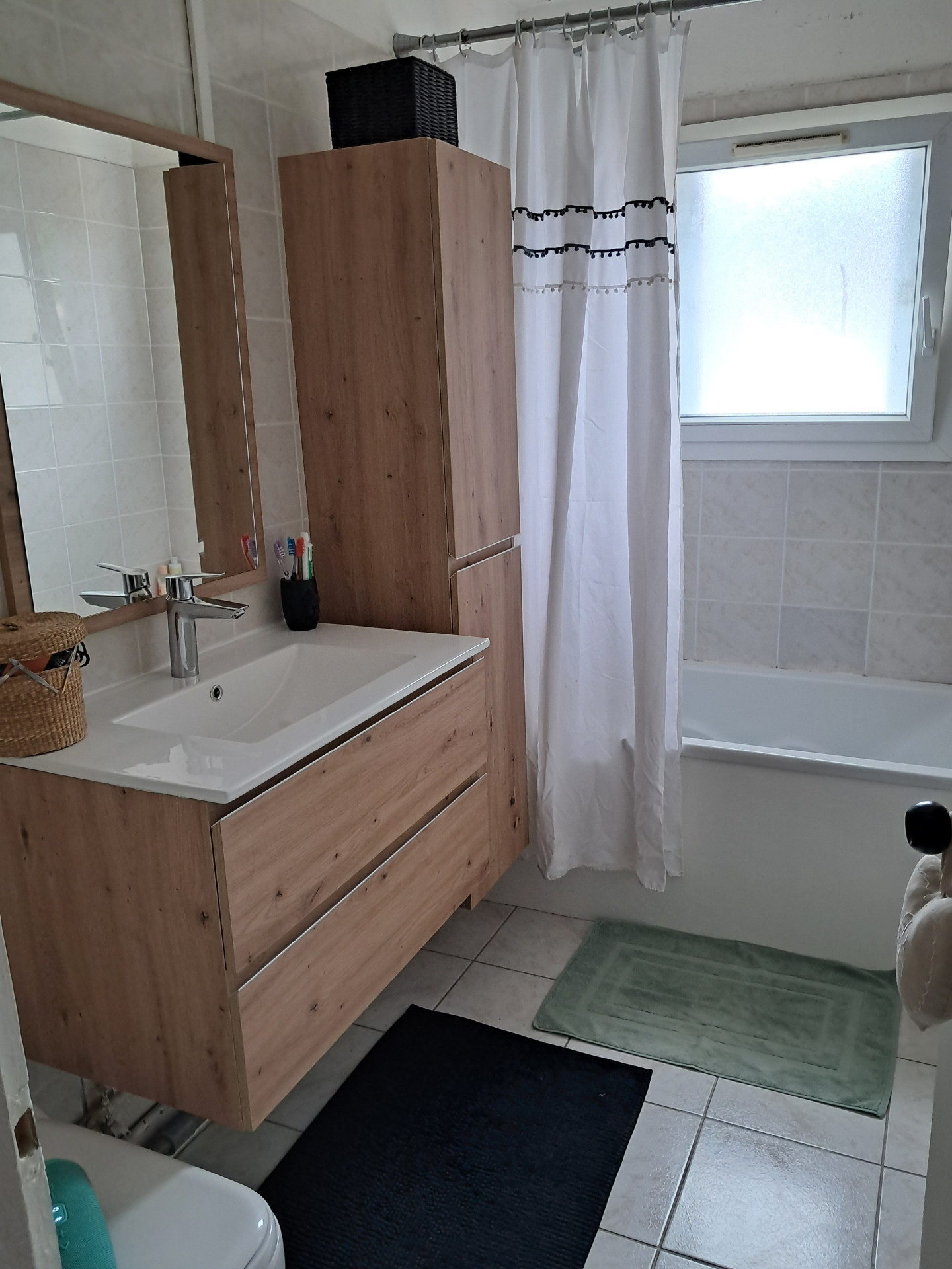 salle de bain- chambres d'hôtes à 600 mètres du virage de Mulsanne