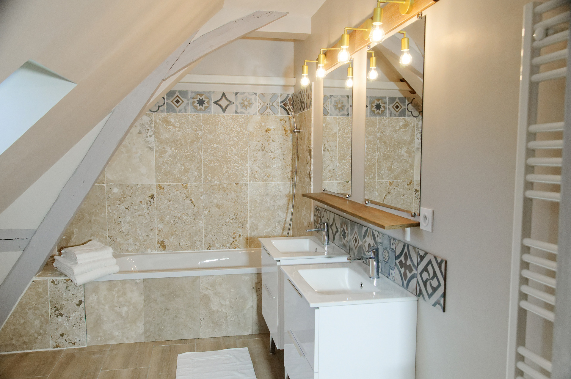 salle de bain - gite à 35mn du circuit des 24H