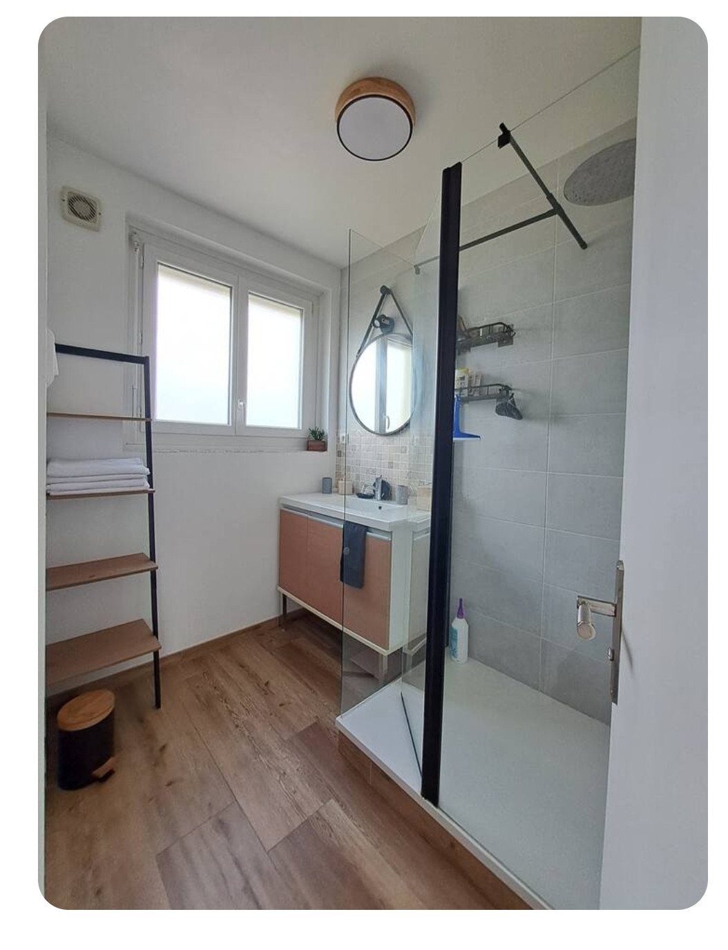 Salle de bain - Maison à 10mn du circuit des 24H