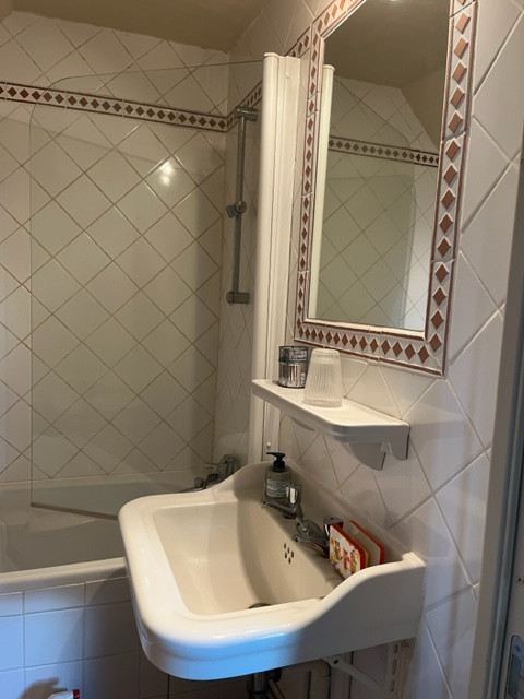 salle de bain- Maison d'hôtes à 40mn du circuit