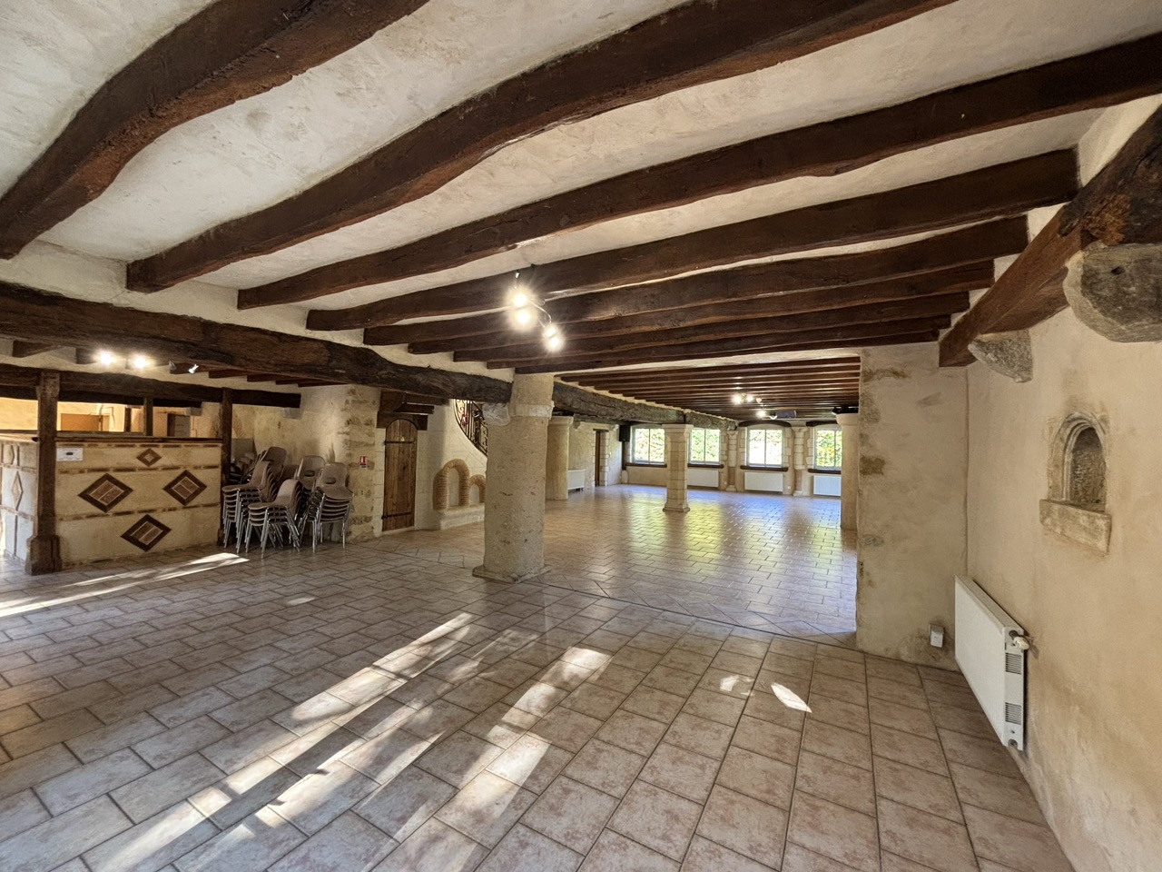 reception hall gite 25 minutes from the circuit	