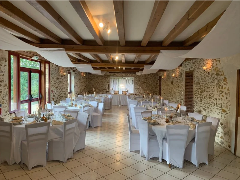 reception hall group gite 20 minutes from the circuit	
