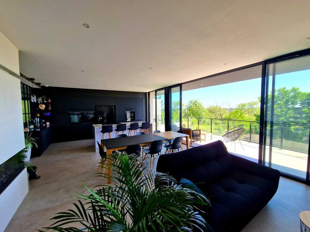 salon-5717
