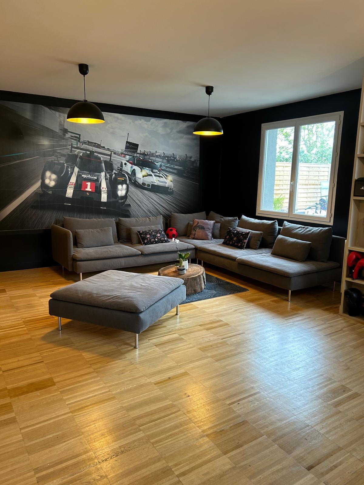 living room-and-double-sofa-bed-15min-circuit-du-mans