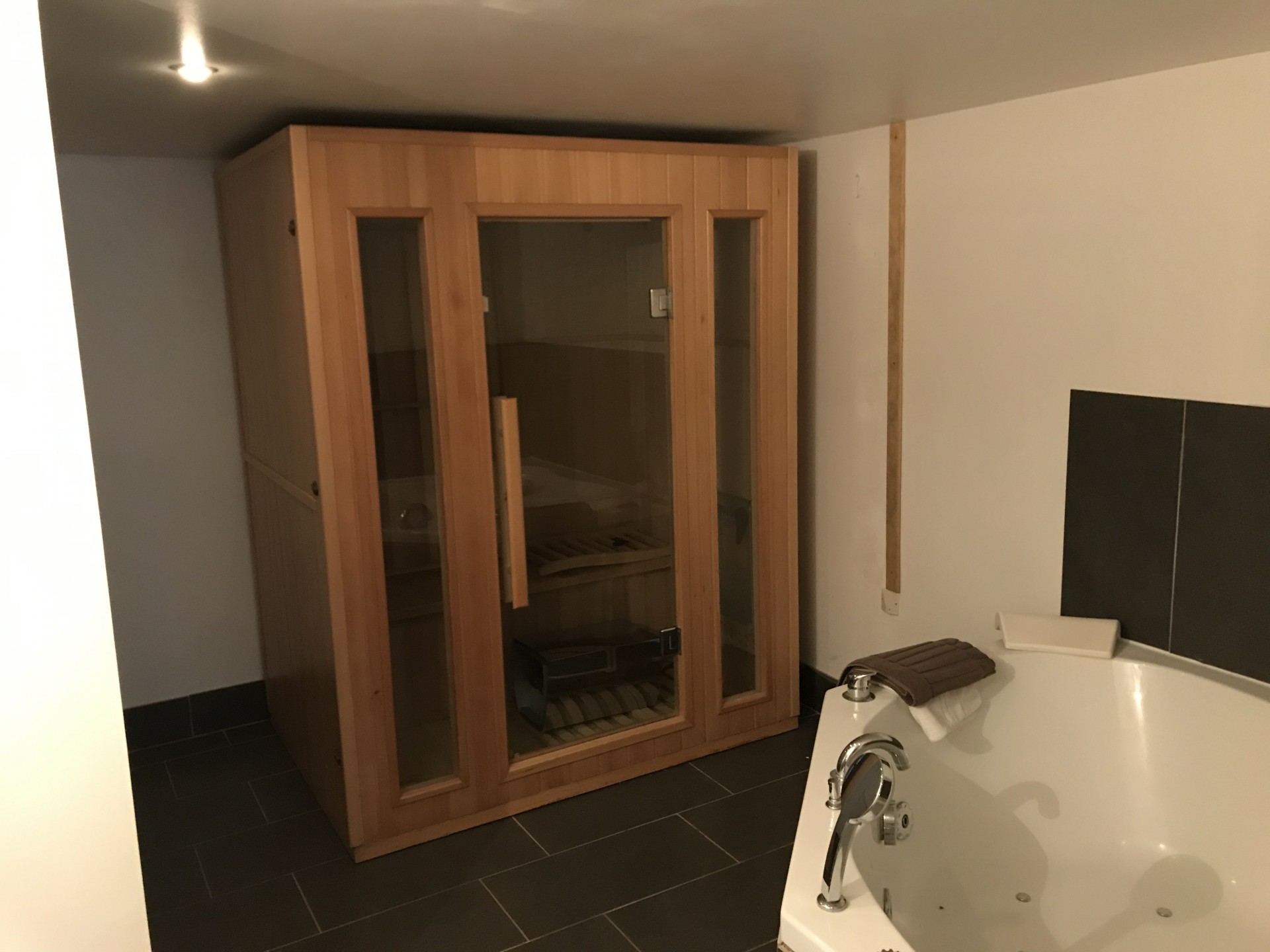 sauna_hôtes_24h_lemans_château