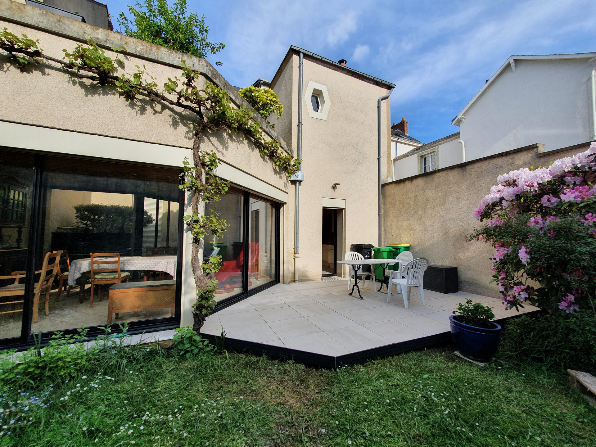 terrace