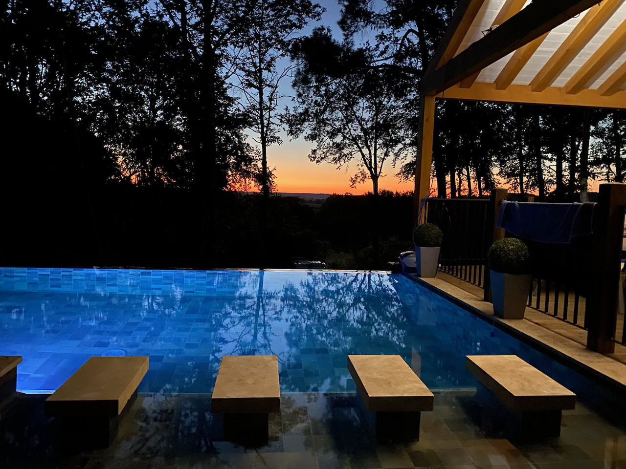 Villa 5 chambres à 20mn du circuit Villa 5 chambres à 20mn du circuit