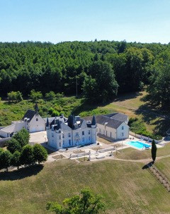 vue-ensemble-chateau-logis-clocheton-16630