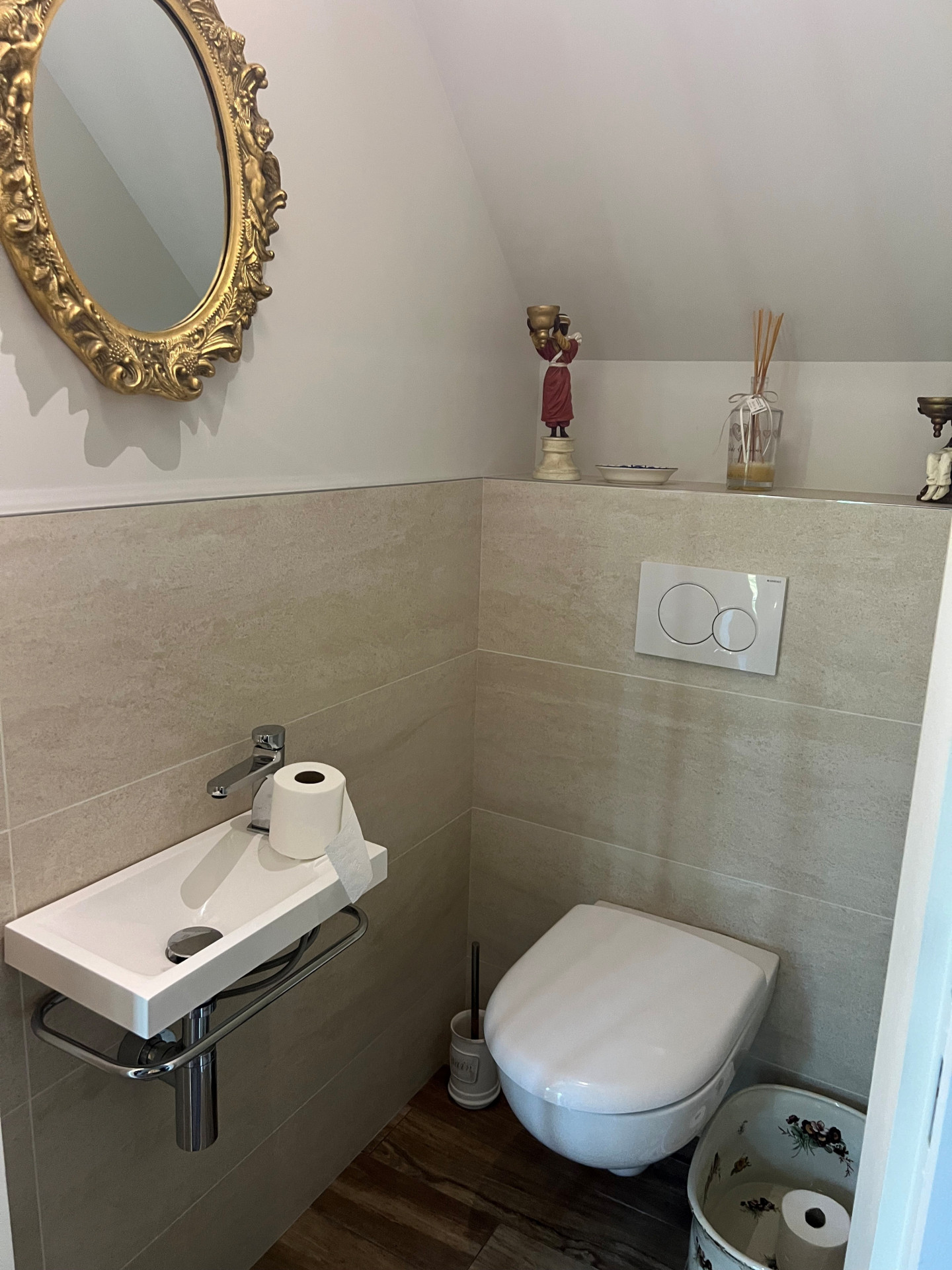 wc dortoir - domaine à 15mn du circuit wc dortoir - domaine à 15mn du circuit