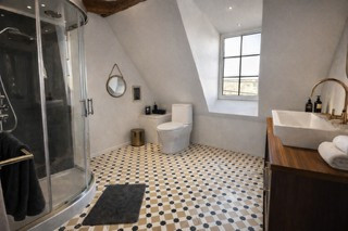 2 chambres d'hôtes avec salles de bain privatives à 20mn du circuit