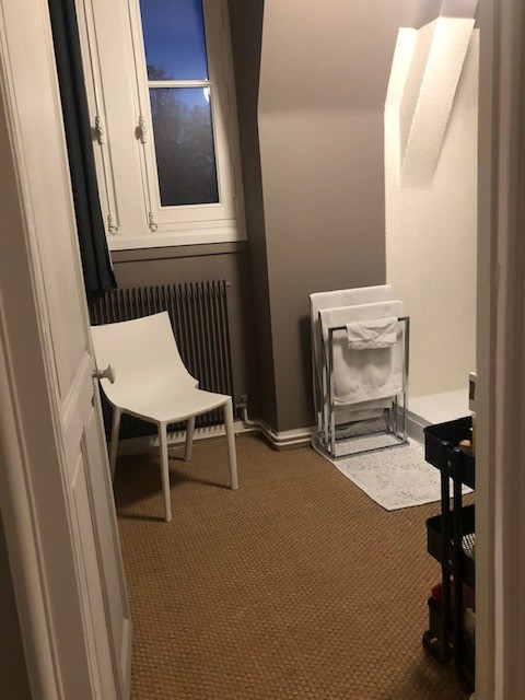 2nd bedroom-castle-private-shower-room-4-8542 2nd bedroom-castle-private-shower-room-4-8542