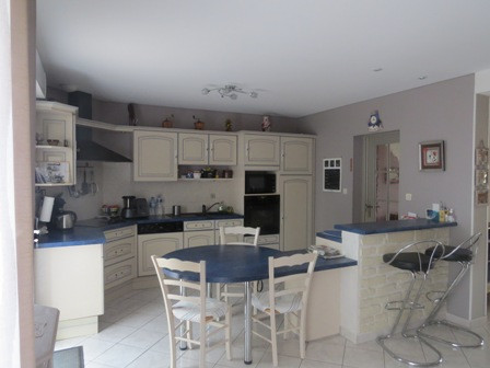 3 chambres d'hôtes avec étage privatif à 15 min du Circuit des 24 Heures 3 chambres d'hôtes avec étage privatif à 15 min du Circuit des 24 Heures
