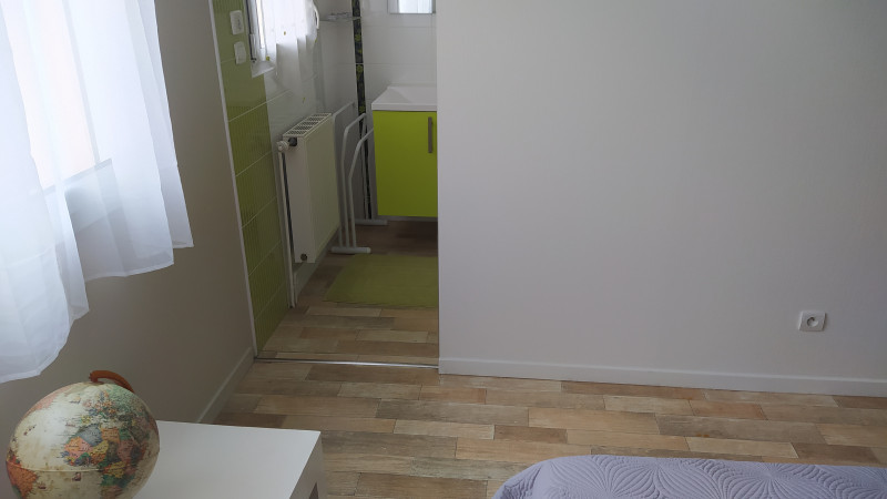 access to shower room