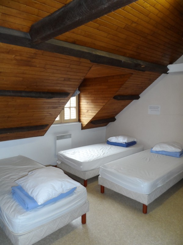 Dorm room overview 1 dormroom-cottage-circuit