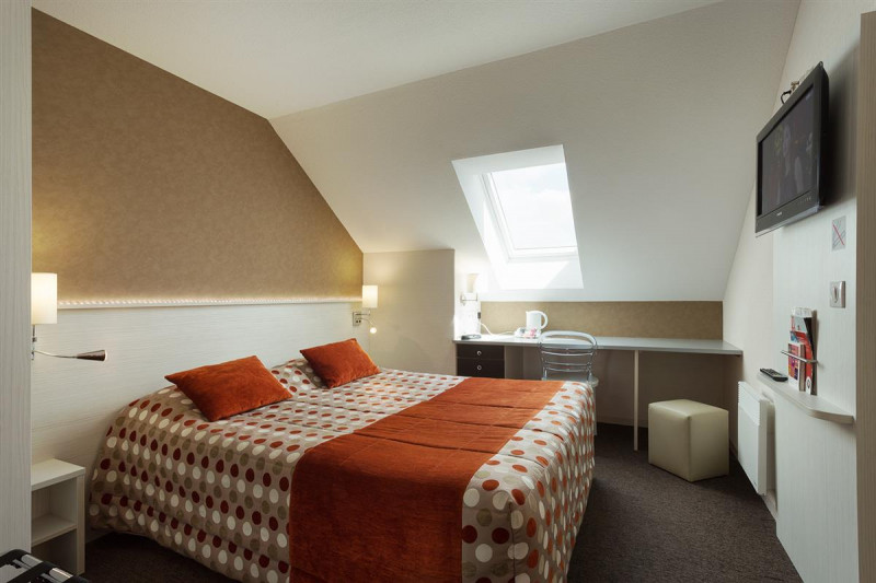 ch-standard-hotel-circuit-du-mans-15056