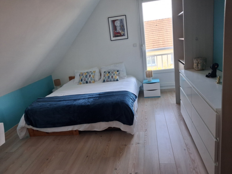 chambre 1 -- 3 chambres d'hôtes à 20 minutes du circuit des 24H chambre 1 -- 3 chambres d'hôtes à 20 minutes du circuit des 24H