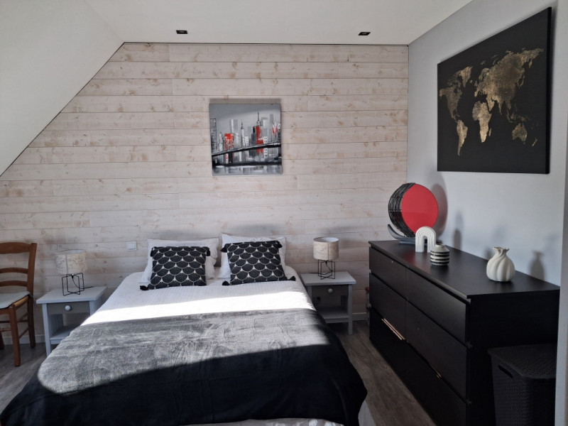 chambre 3 -- 3 chambres d'hôtes à 20 minutes du circuit des 24H chambre 3 -- 3 chambres d'hôtes à 20 minutes du circuit des 24H