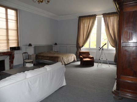 room room