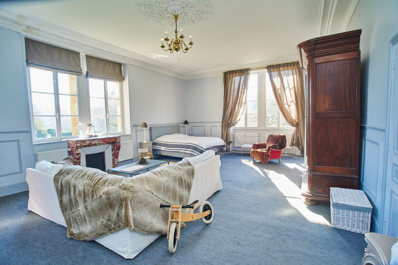 room room