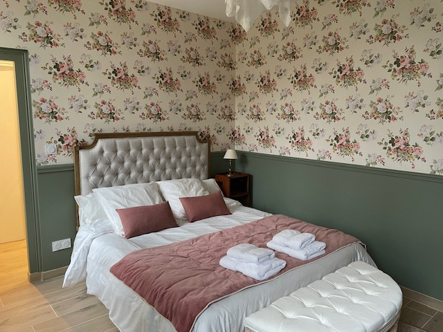 Chambre d'hôte avec salle de bain privative à 20mn du circuit Chambre d'hôte avec salle de bain privative à 20mn du circuit