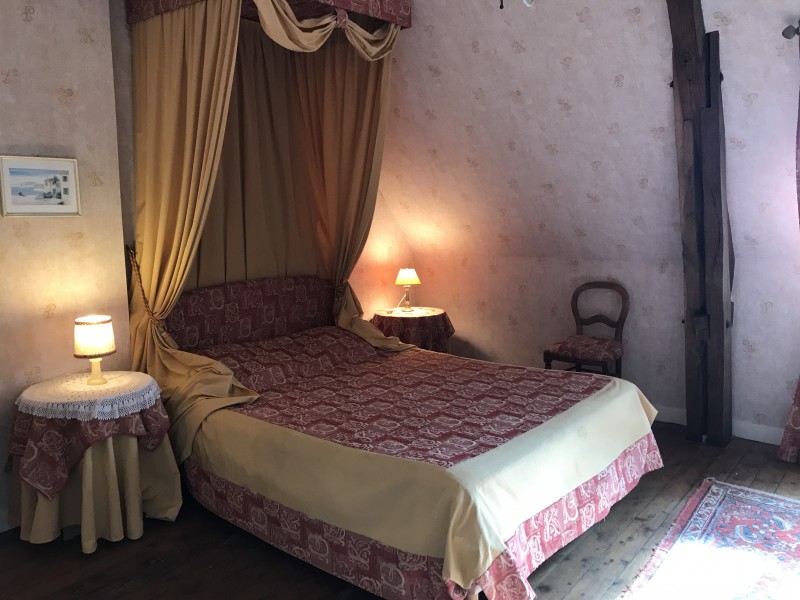 Double bedroom n°6 doublebedroom-castle-circuit
