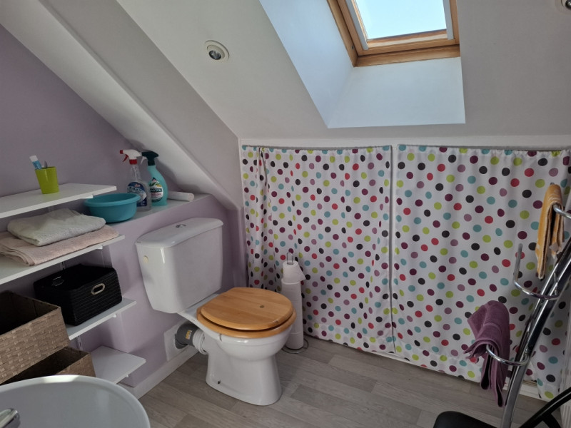 Chambre indépendante avec salle de bain privative à 15mn du circuit