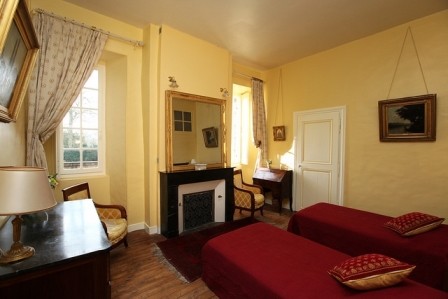 twin room twin_room_le_mans_24h_race_castle