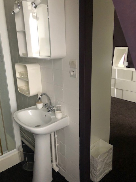 castle-shower-room-2-8567 castle-shower-room-2-8567