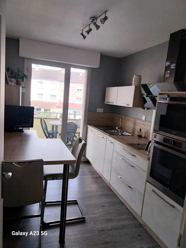 Cuisine - à 5 min du circuit Cuisine - à 5 min du circuit