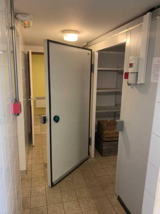 group gite kitchen 20 minutes from the circuit group gite kitchen 20 minutes from the circuit
