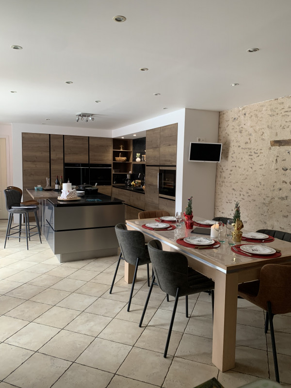 kitchen / dining room