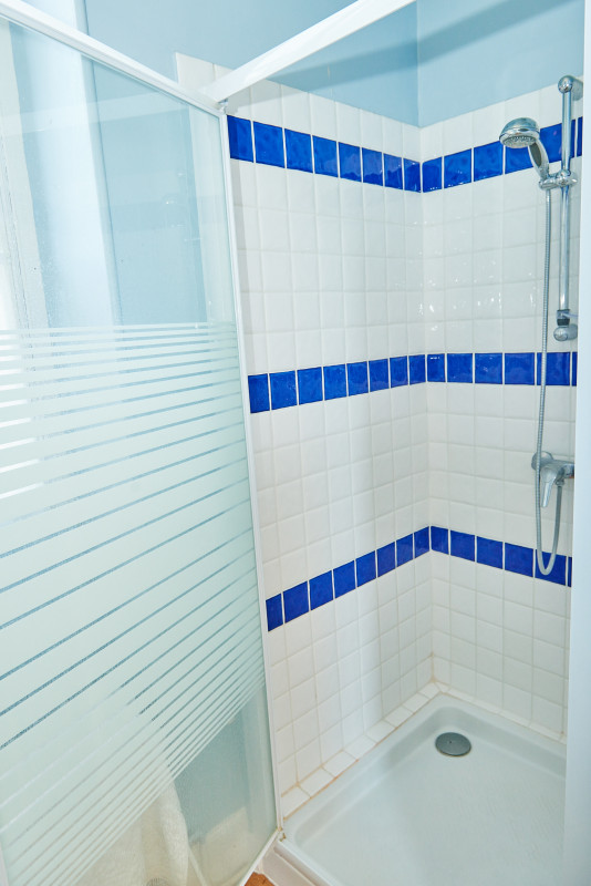 shower shower