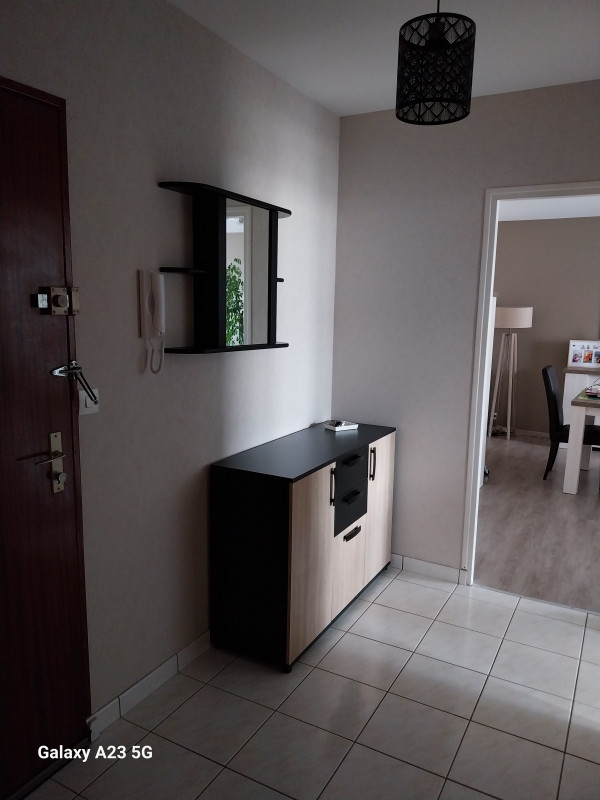 entrée - à 5 min du circuit entrée - à 5 min du circuit