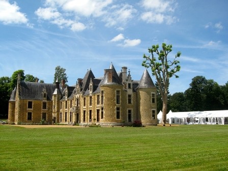 outdoor_le_mans_24h_race_cottage_castle
