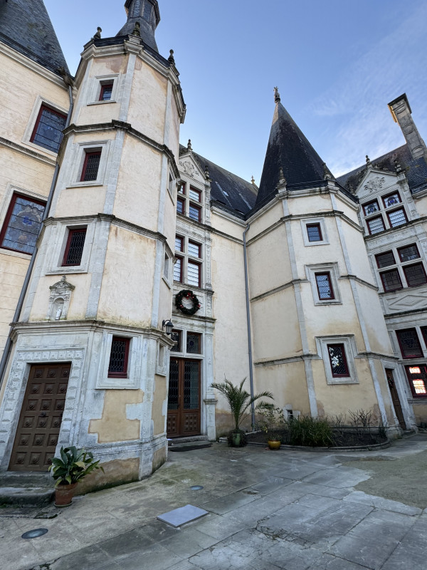 outdoor - historic center of Le Mans