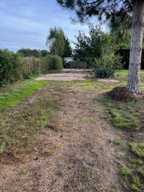 g2-gite-terrain-parking2-6140