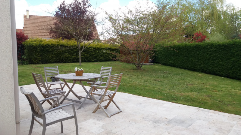 Jardin jardin_hôtes_24h_lemans_b&b