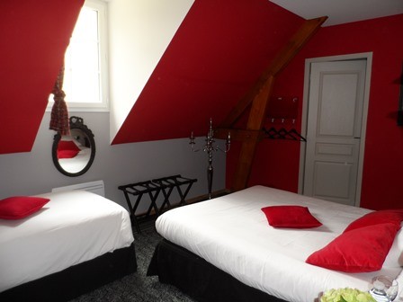 single beds singlebeds_guestshouse_24h_lemans_castel