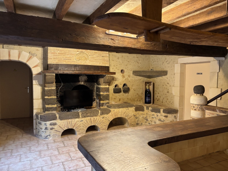small reception hall gite 25 minutes from circuit	