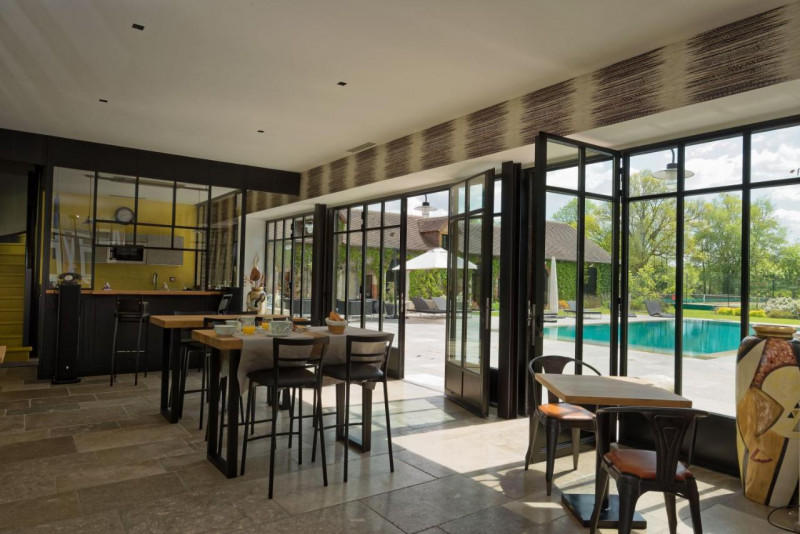 Pièce de vie - domaine à 15mn du circuit Pièce de vie - domaine à 15mn du circuit