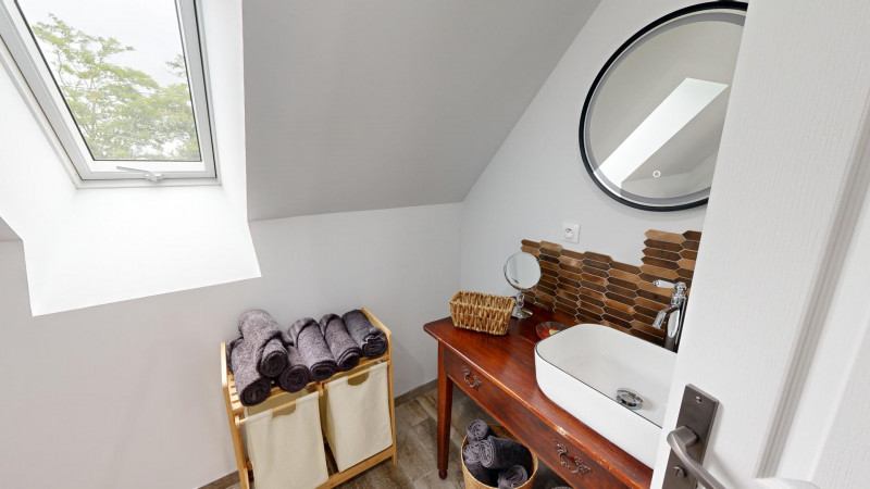 bathroom  bathroom