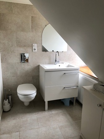 bathroom bathroom_le_mans_24h_castle_race_2020