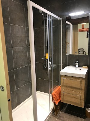 bathroom  bathroom