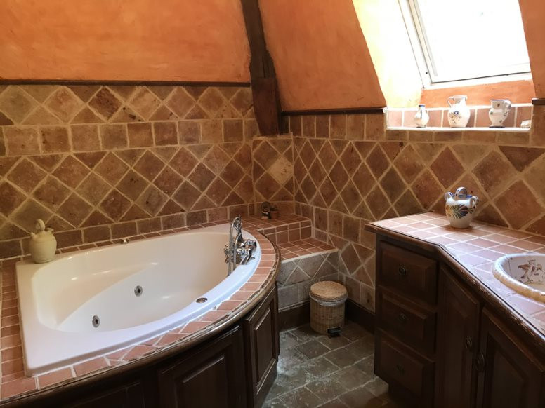 bathroom  bathroom
