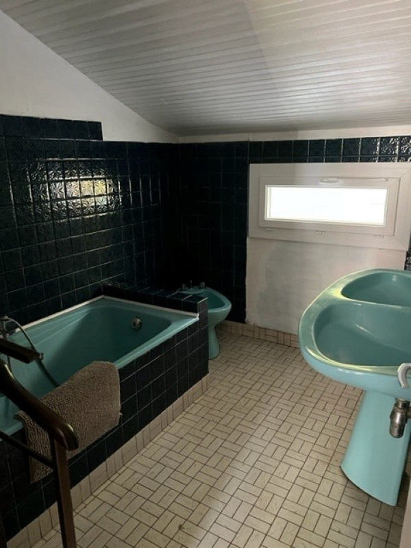 Bathroom Bathroom