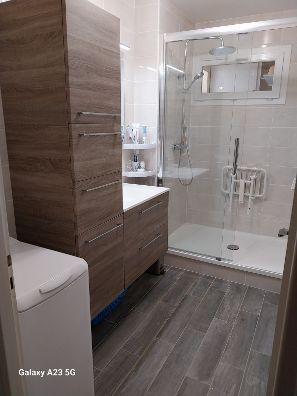 Salle de bain - à 5 min du circuit Salle de bain - à 5 min du circuit