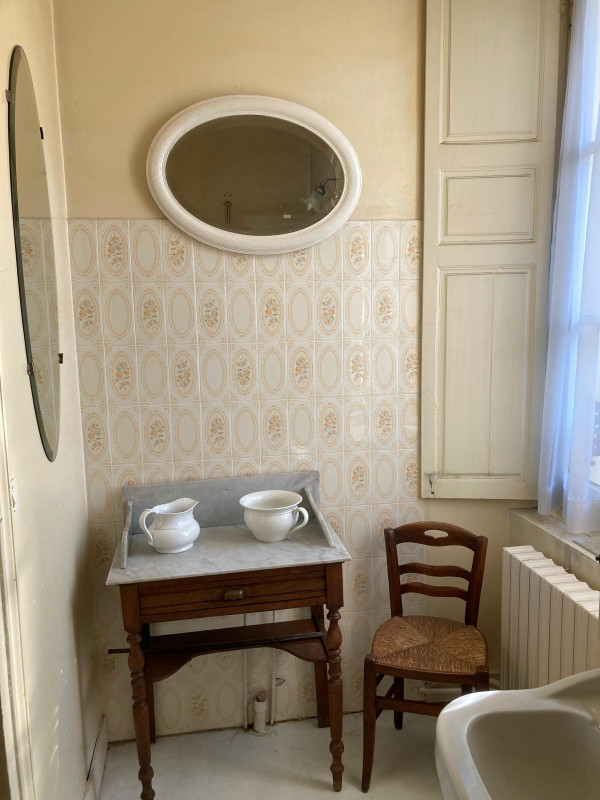 Salle de bain chambre 2 - 2 - 30 mn du circuit des 24H Salle de bain chambre 2 - 2 - 30 mn du circuit des 24H