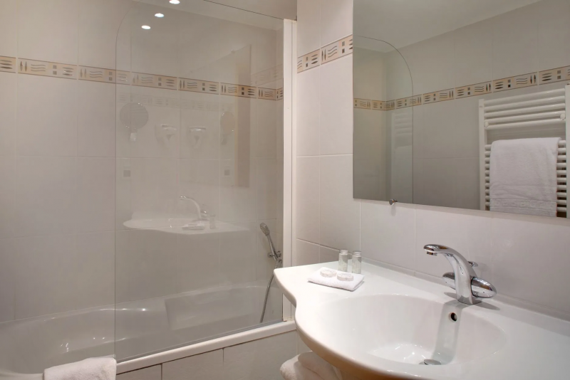 salle de bain - chambre confort